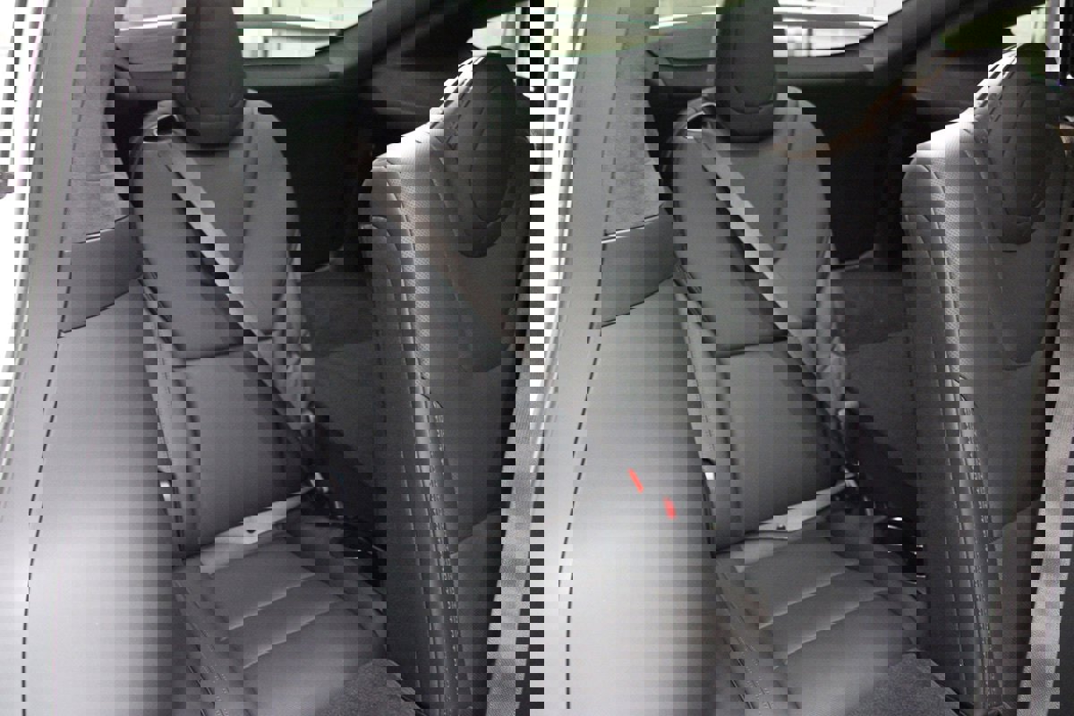 Used 2023 Tesla Model X 7 Seater AWD Driving Com 4 image 26