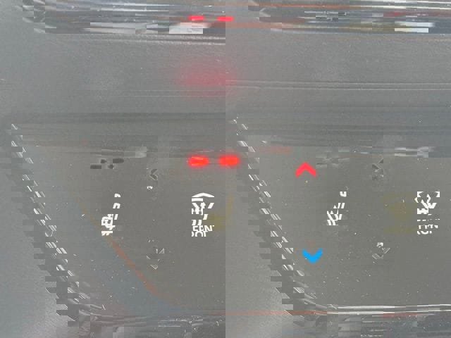 New 2026 Nissan Kicks SR w/ Cold Weather Package image 28