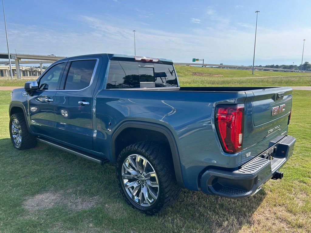 Used 2024 GMC Sierra 1500 Denali w/ Denali Reserve Package AWD/4WD image 7