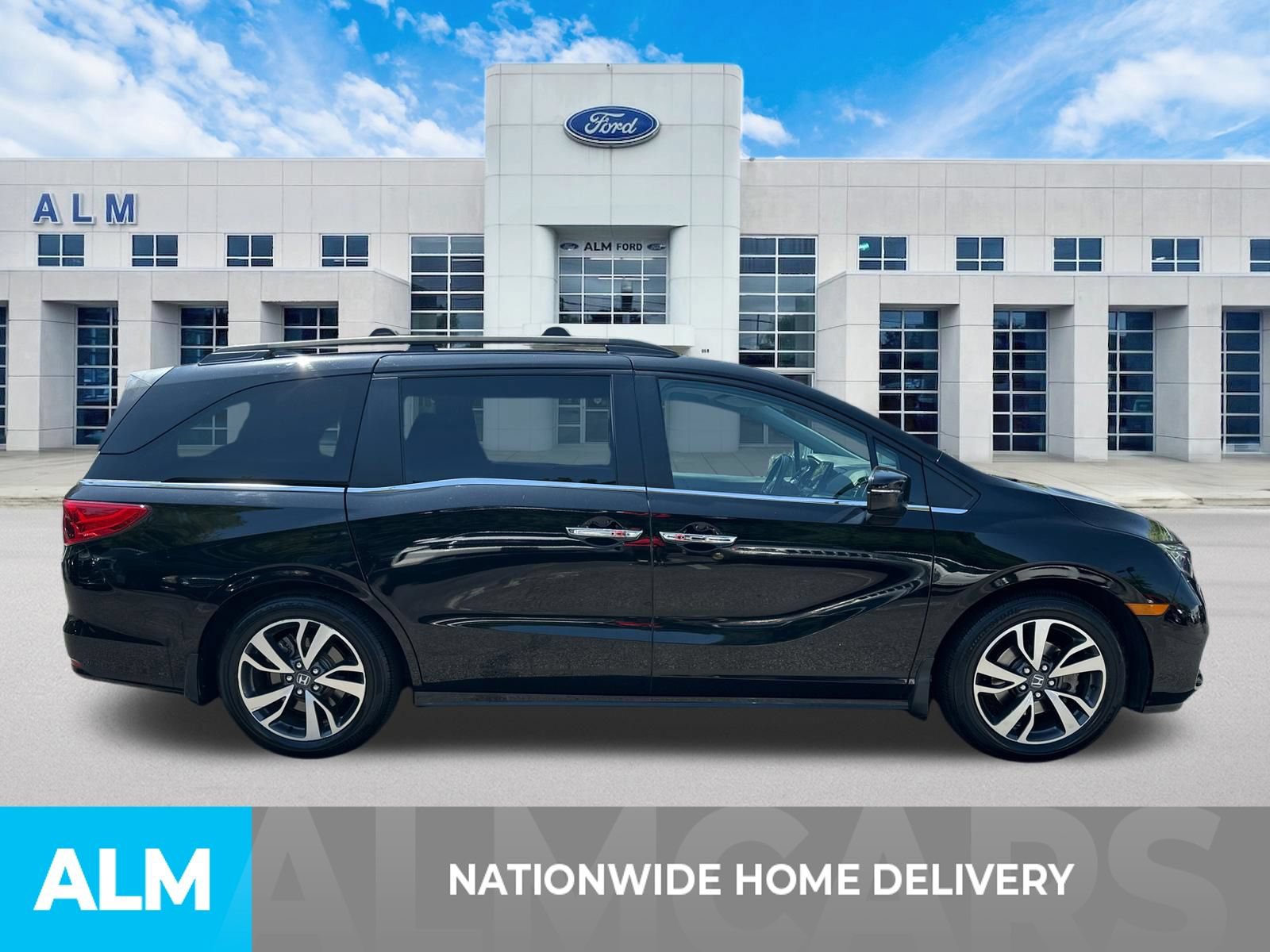 Used 2022 Honda Odyssey Touring image 4
