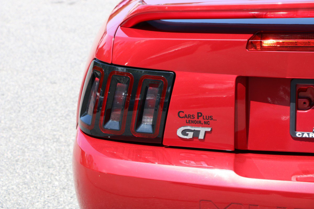 Used 2000 Ford Mustang GT RWD image 5