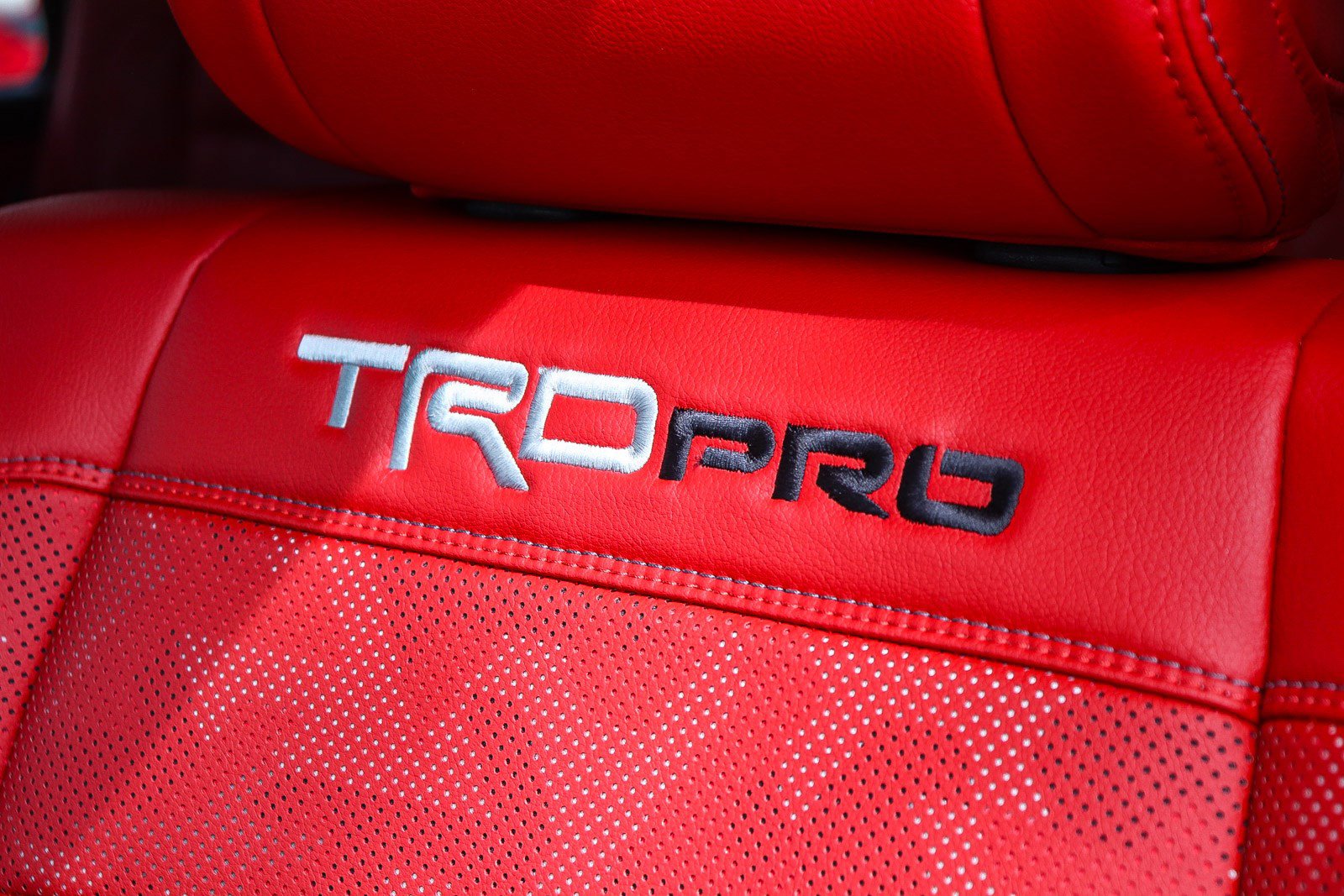 Used 2025 Toyota Sequoia TRD Pro w/ Tow Technology Package image 28