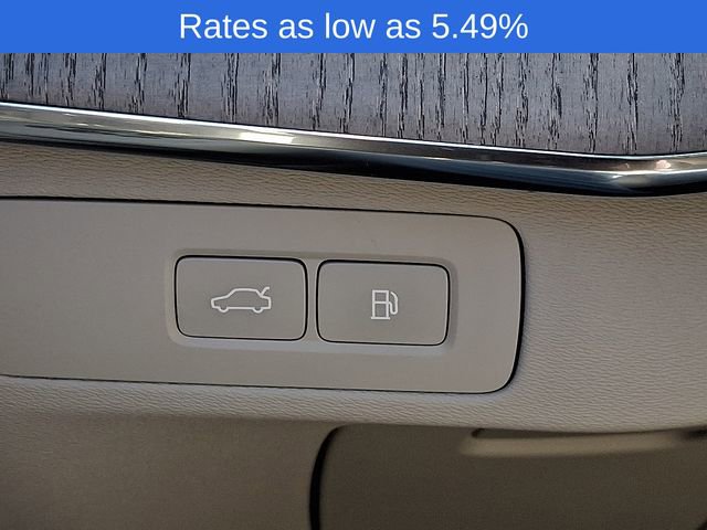 Certified 2025 Volvo XC90 T8 Ultra image 28