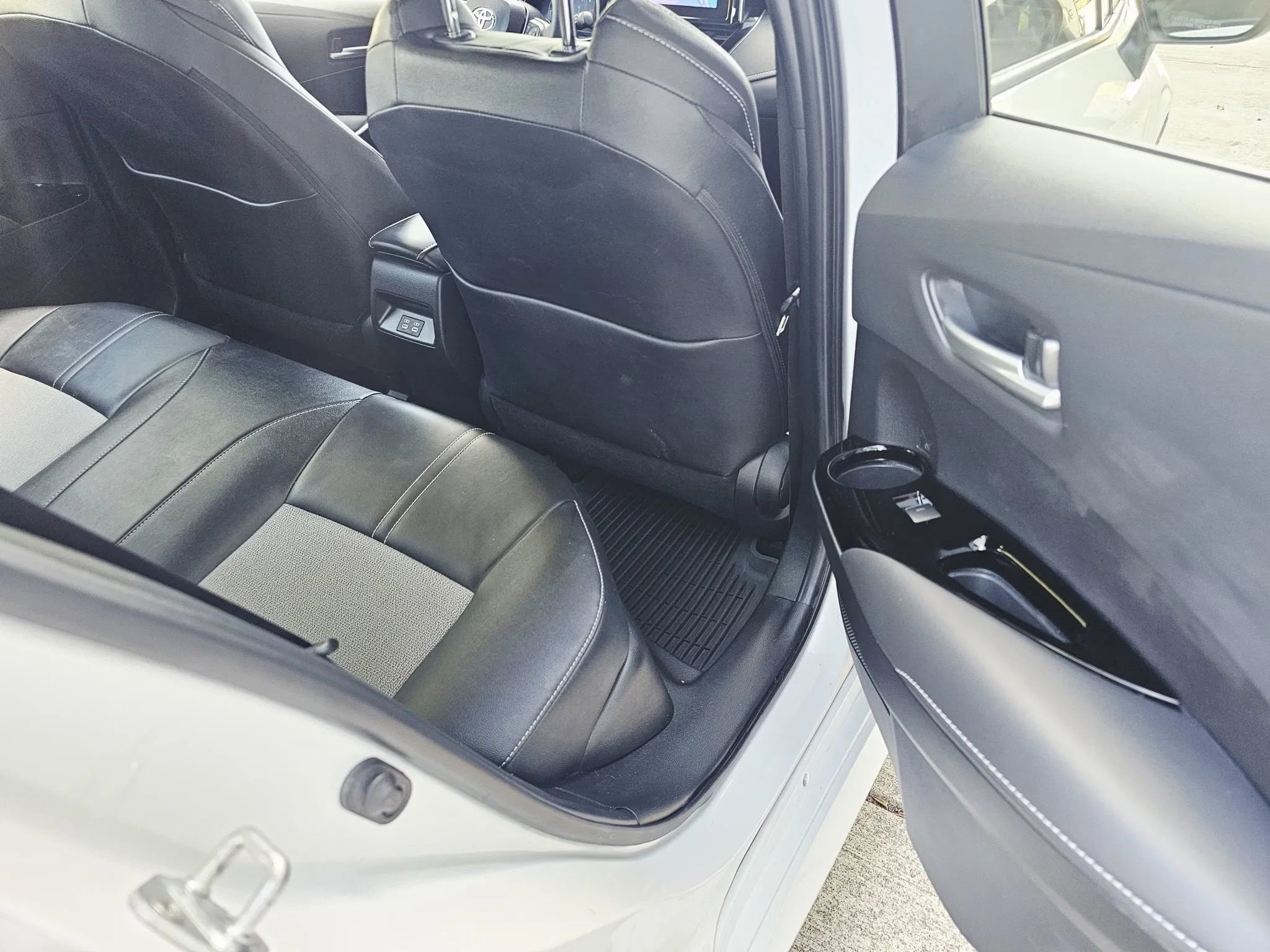 Used 2024 Toyota Corolla XSE image 12