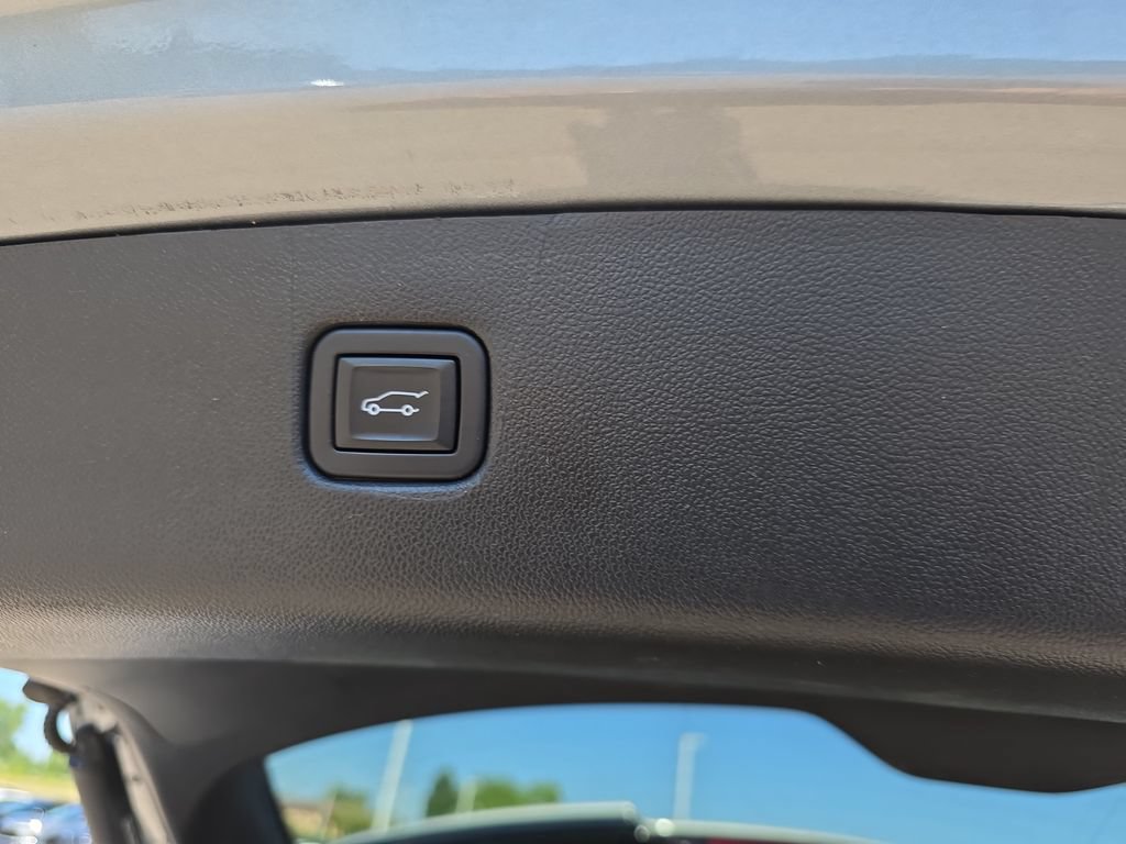 Certified 2023 Chevrolet Blazer LT w/ Convenience Package AWD/4WD image 13