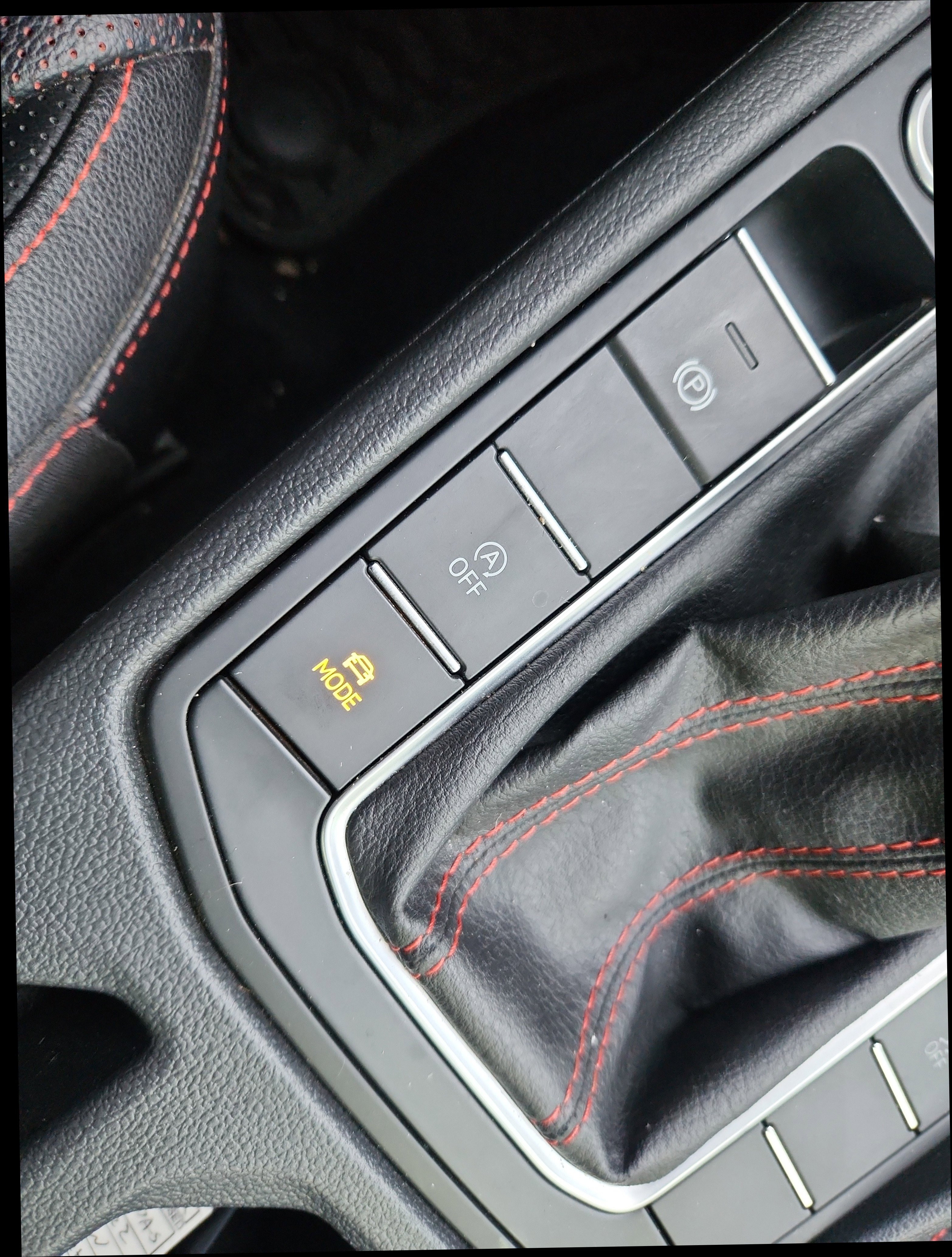 Used 2022 Volkswagen Jetta GLI Autobahn image 30