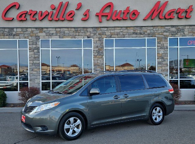 Used 2013 Toyota Sienna LE