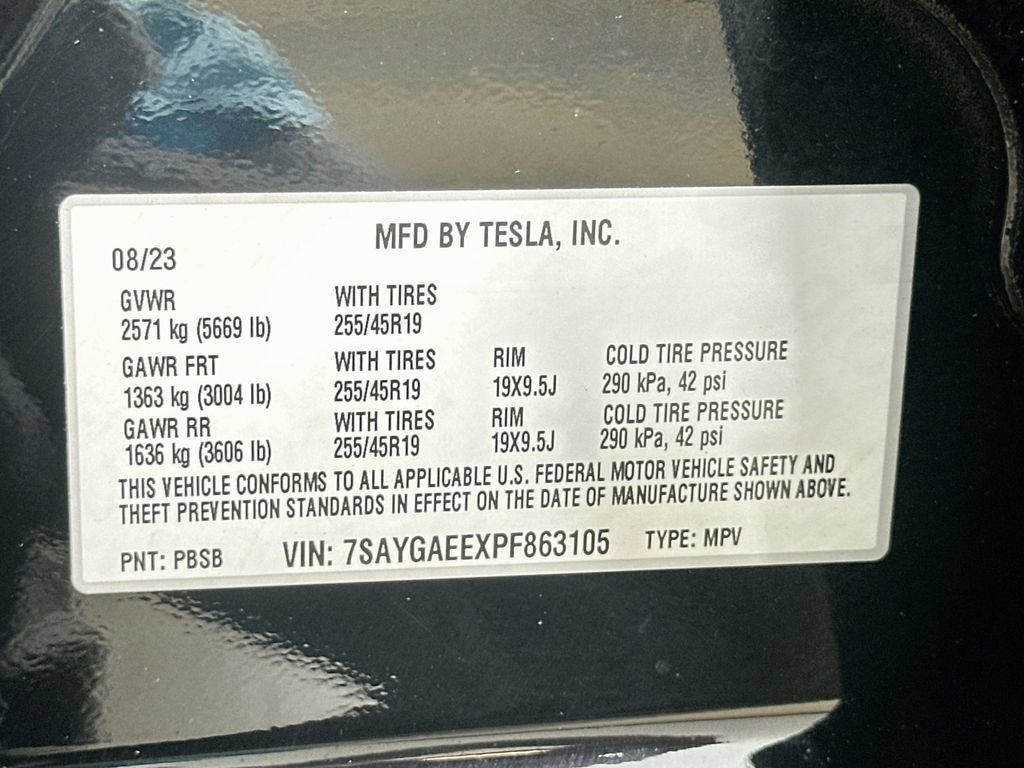 Used 2023 Tesla Model Y AWD image 31