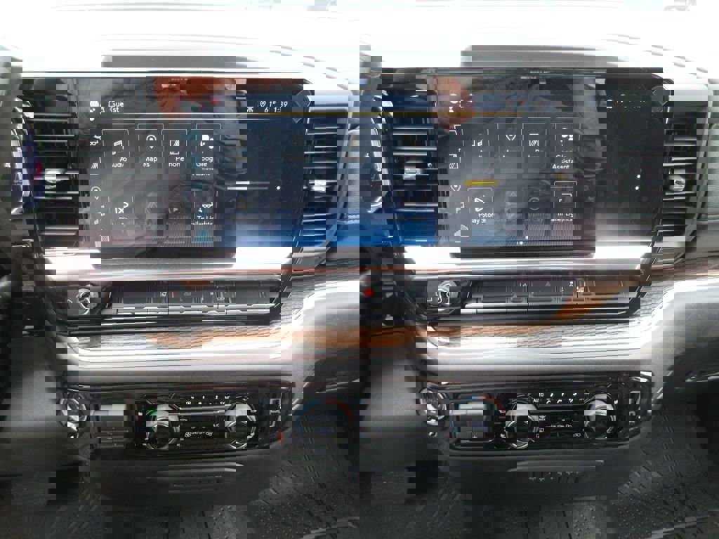 New 2026 Chevrolet Silverado 3500 LT w/ Convenience Package image 29