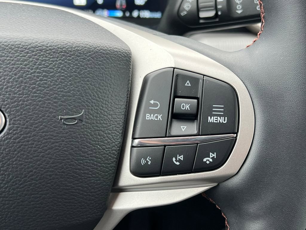 Used 2026 Ford Explorer Active w/ Active Comfort Package image 22