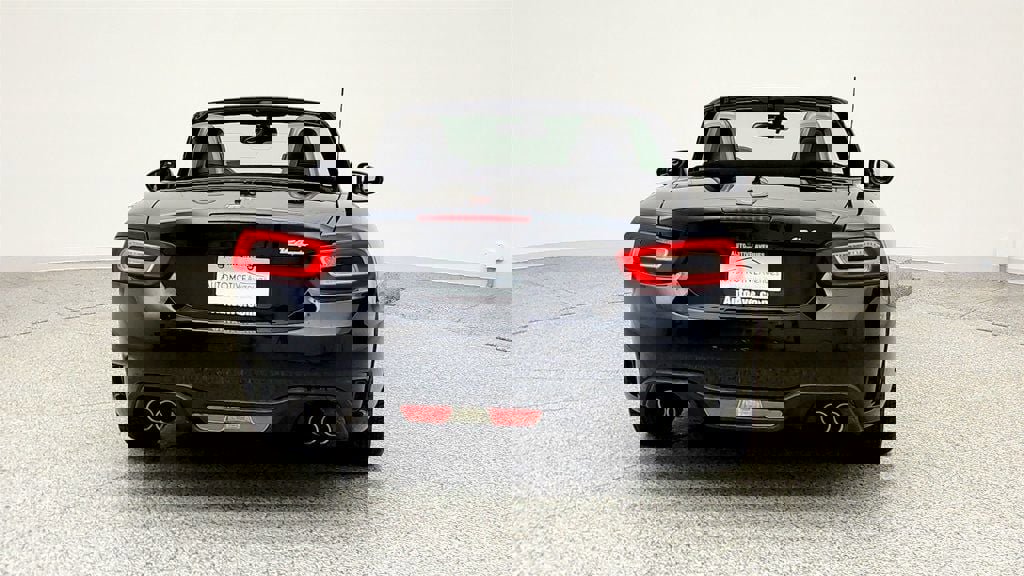 Used 2018 FIAT 124 Spider Abarth w/ Navigation & Sound Group image 6