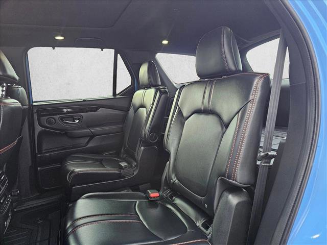 Used 2023 Honda Pilot TrailSport image 16