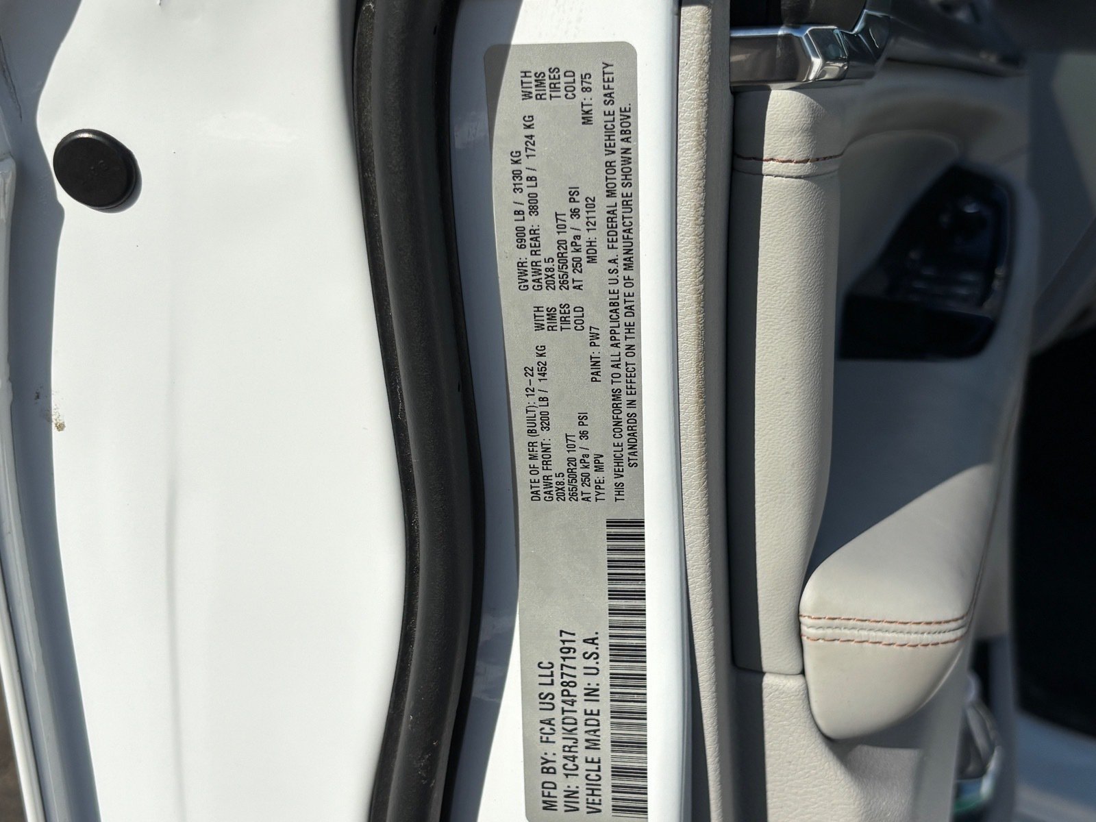 Used 2023 Jeep Grand Cherokee L Overland AWD/4WD image 10