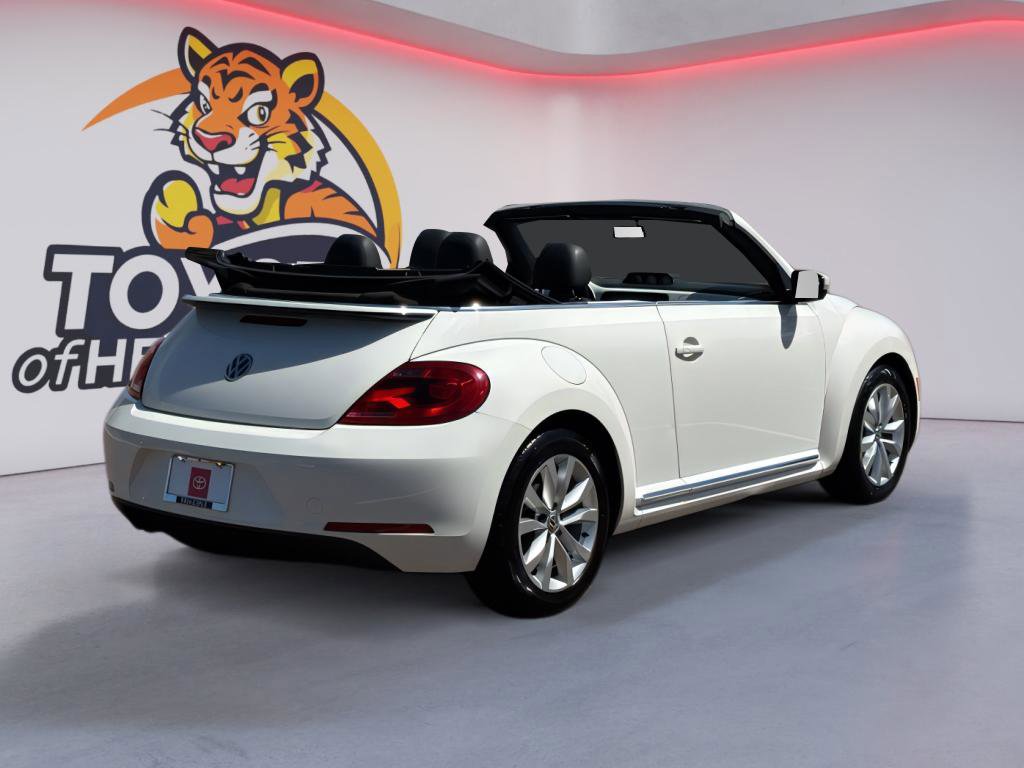 Used 2013 Volkswagen Beetle TDI image 5