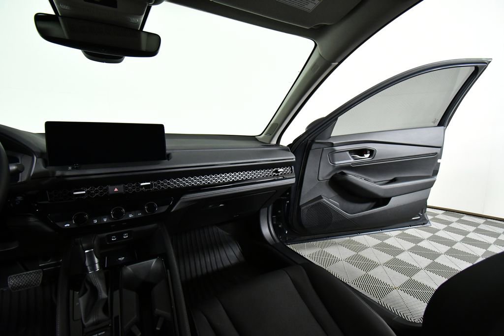 Used 2025 Honda Accord Touring image 20