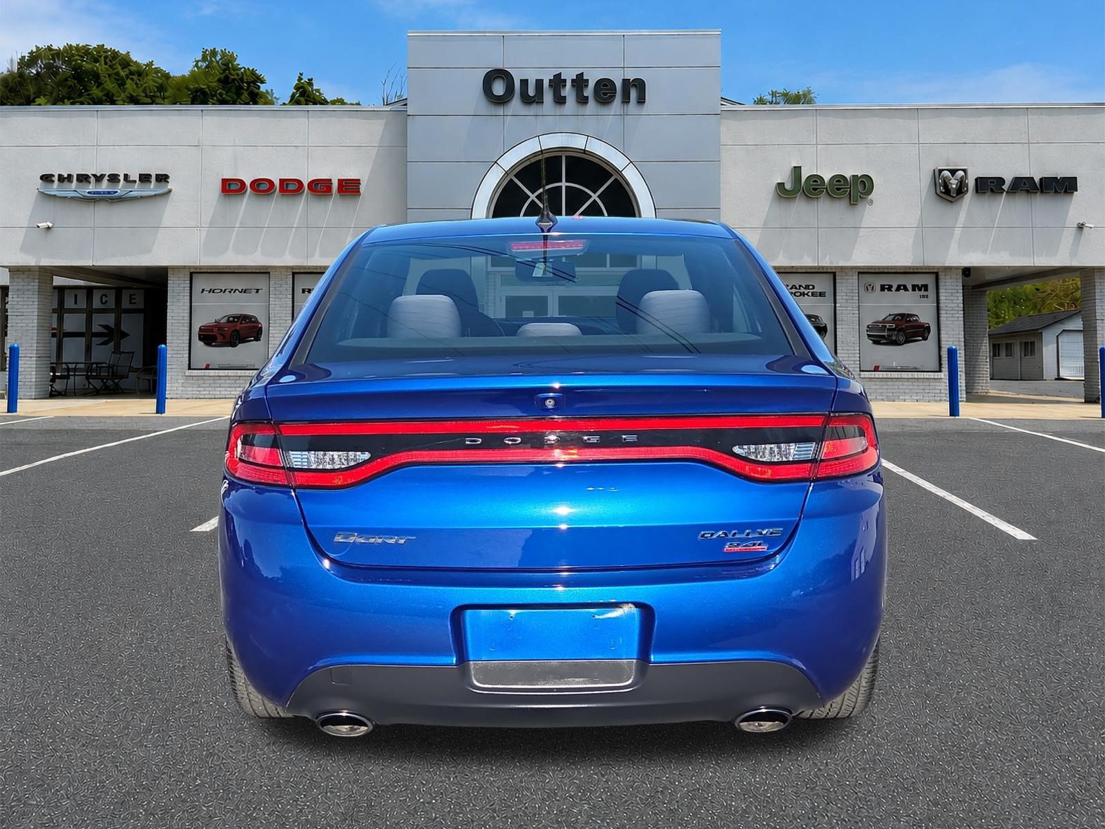 Used 2014 Dodge Dart SXT w/ Sun/Sound Group FWD image 5