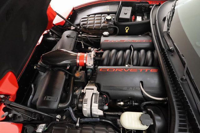Used 2000 Chevrolet Corvette Convertible w/ Performance Handling Pkg image 5