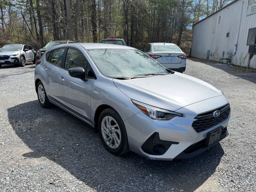 Used 2025 Subaru Impreza 2.0i AWD/4WD image 3