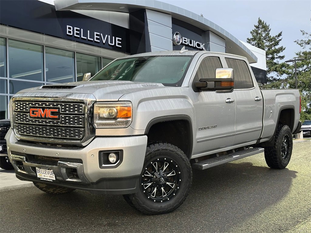 Used 2019 GMC Sierra 3500 Denali image 1