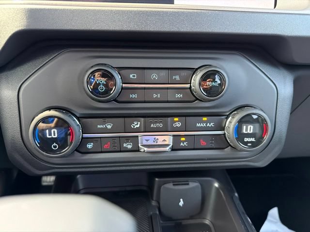 New 2026 Ford Bronco Outer Banks AWD/4WD image 14