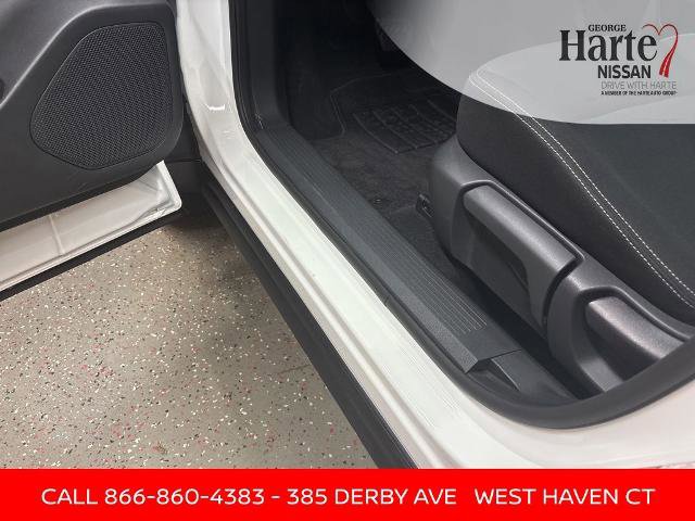 Certified 2023 Nissan Rogue S image 19