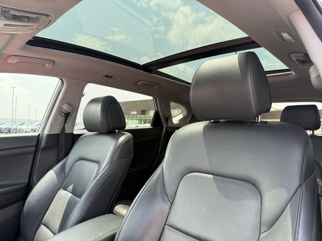Used 2016 Hyundai Tucson Limited w/ Option Group 03 FWD image 22