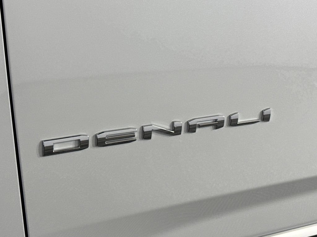 New 2026 GMC Yukon XL Denali w/ Denali Reserve Package AWD/4WD image 43