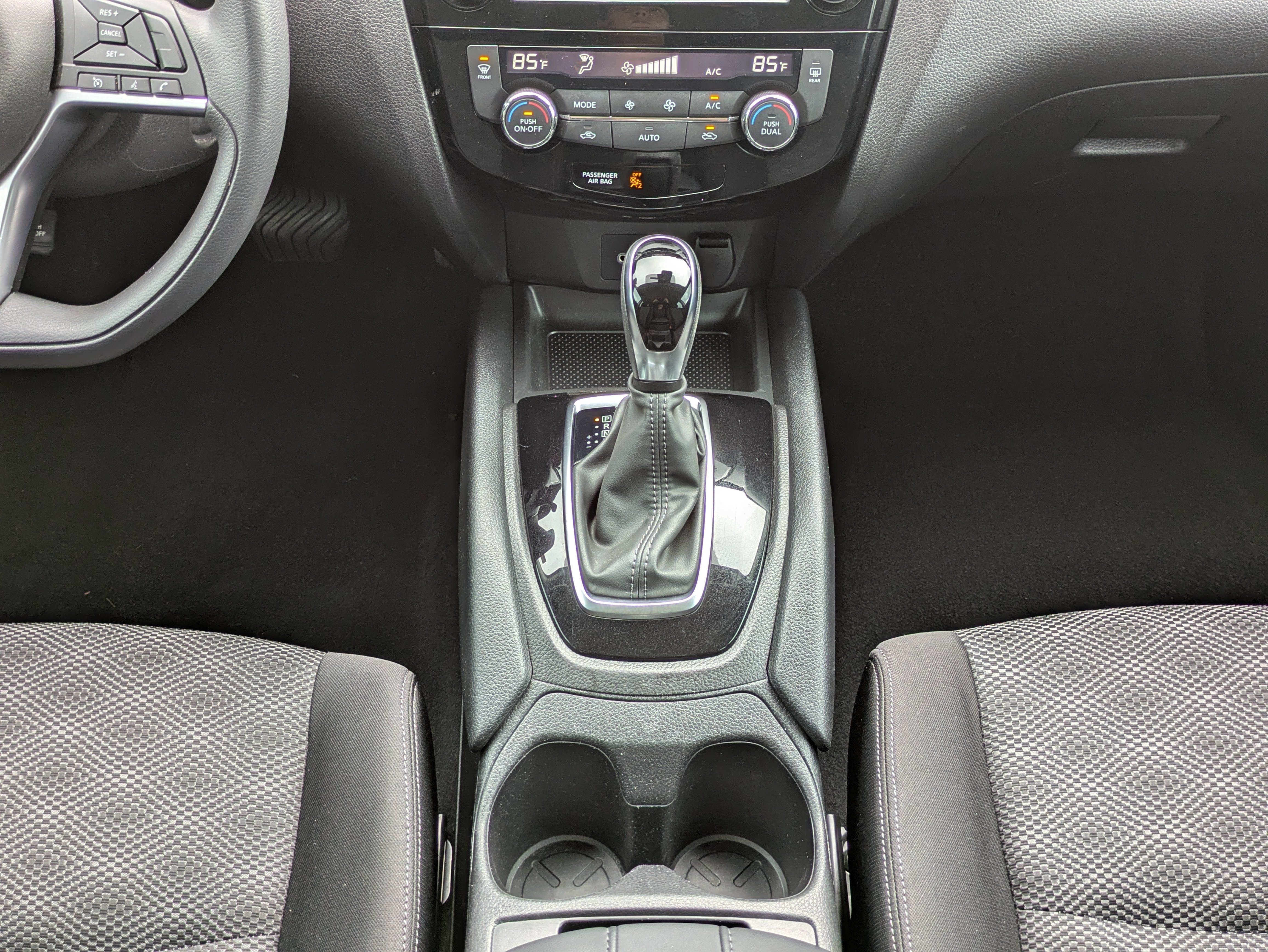 Used 2019 Nissan Rogue Sport SV FWD image 19