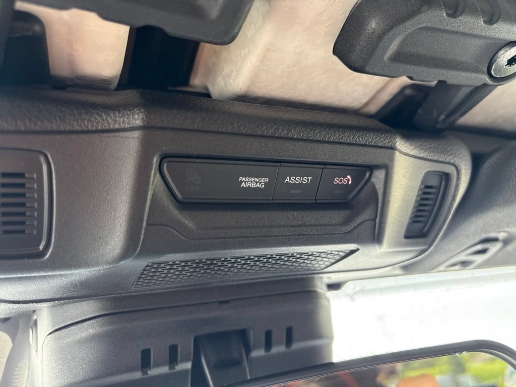 Used 2025 Jeep Wrangler Unlimited Sahara AWD/4WD image 18