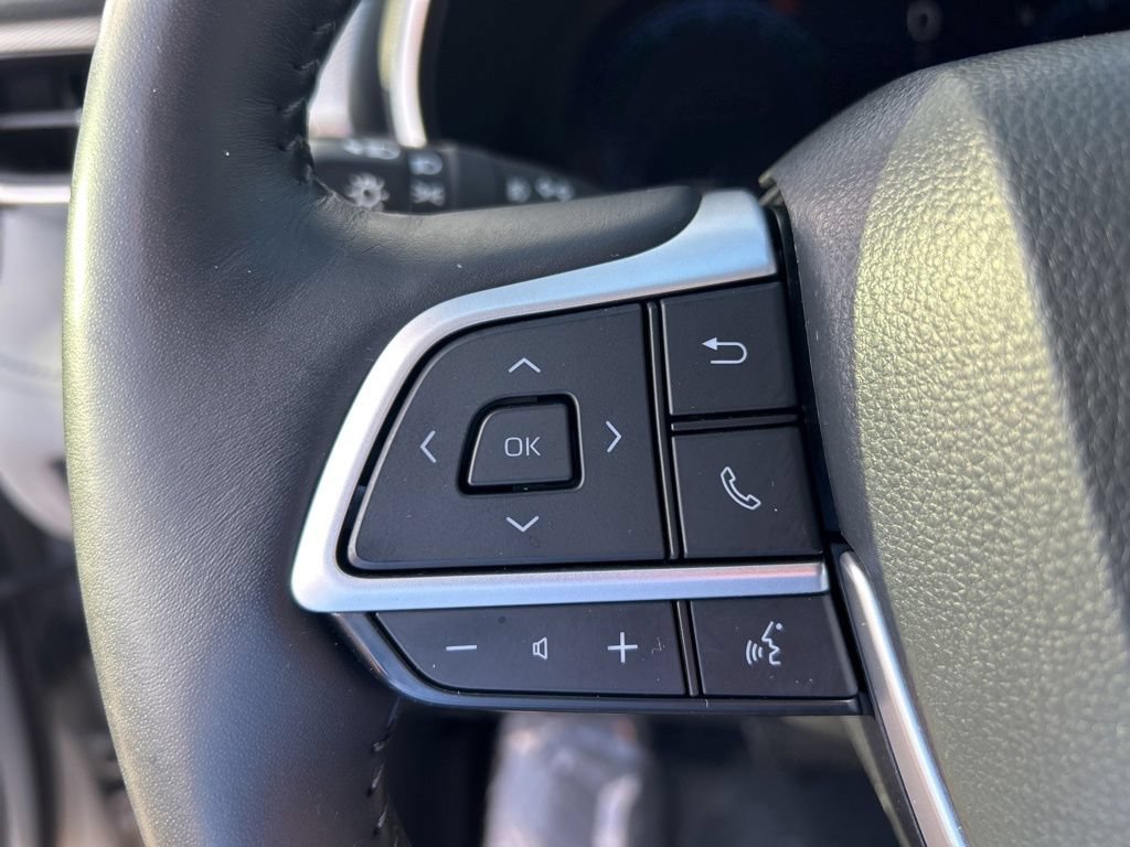 Used 2024 Toyota Highlander Platinum FWD image 50