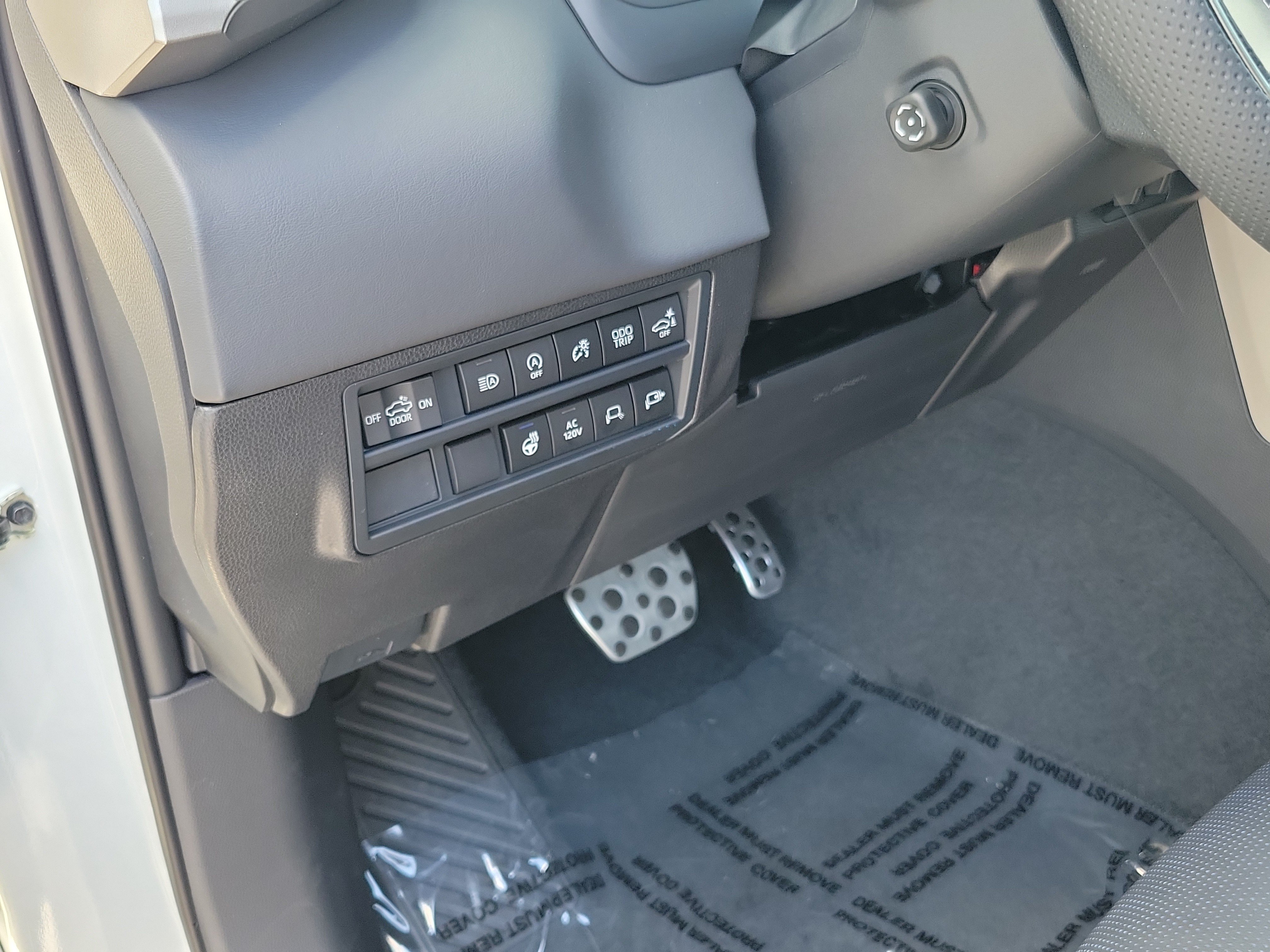 New 2026 Toyota Tundra Platinum AWD/4WD image 22