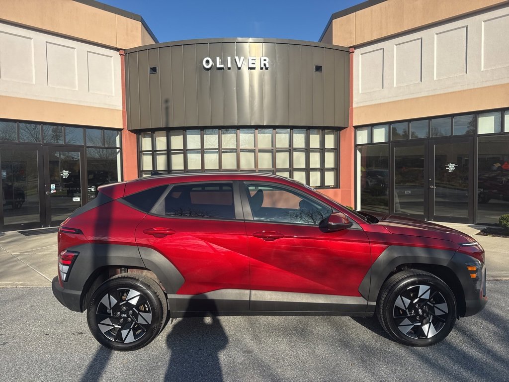 Used 2025 Hyundai Kona SEL image 8