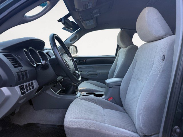 Used 2010 Toyota Tacoma 4x4 Access Cab image 4
