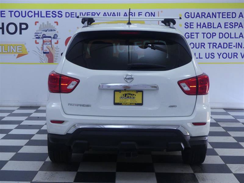 Used 2018 Nissan Pathfinder S AWD/4WD image 5