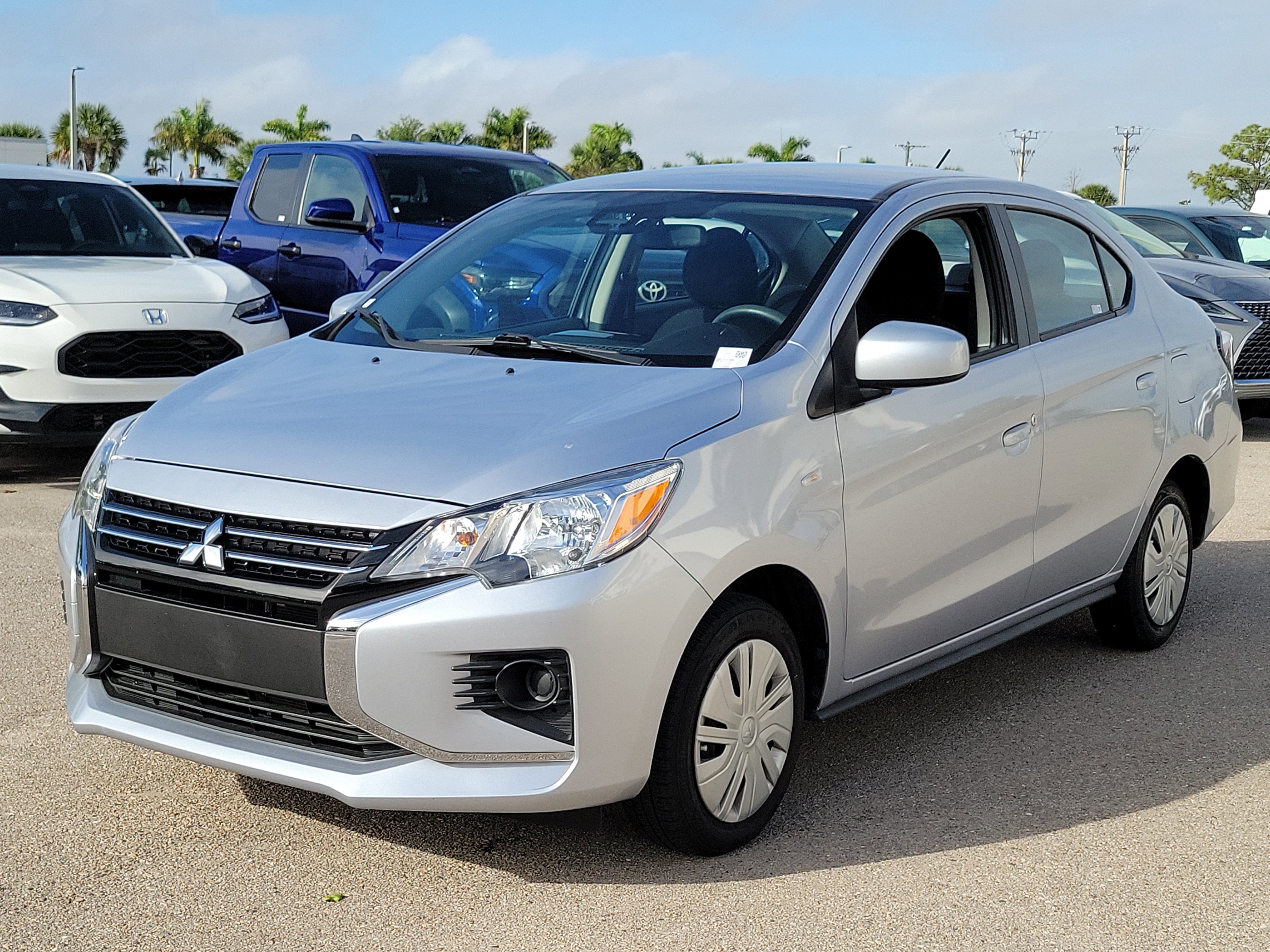 Used 2024 Mitsubishi Mirage G4 ES image 3