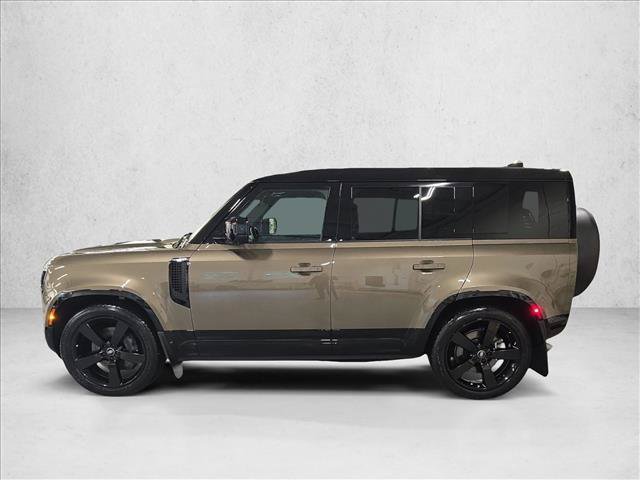 Used 2025 Land Rover Defender 110 X-Dynamic SE AWD/4WD image 8