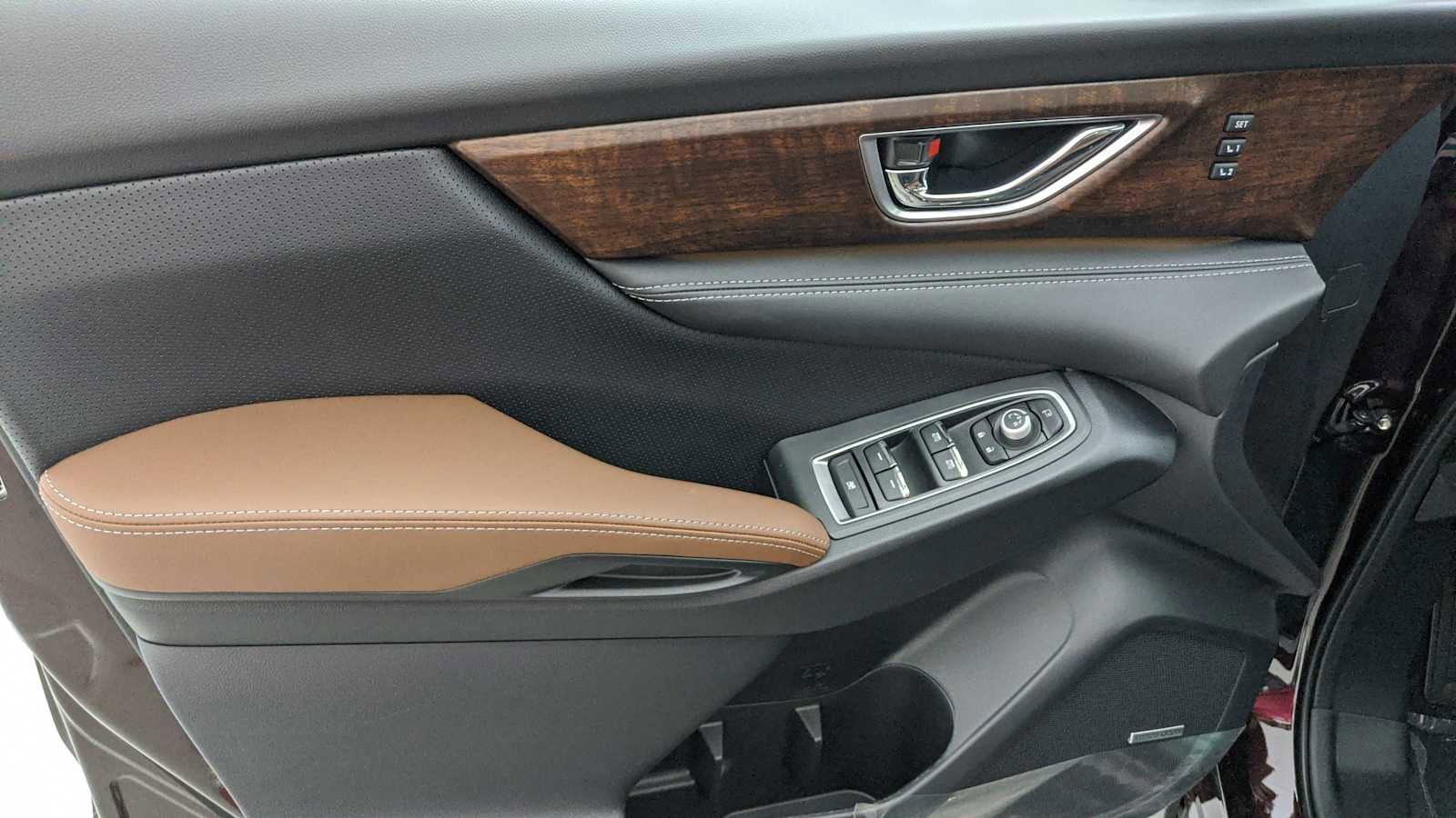 New 2025 Subaru Ascent Touring image 8