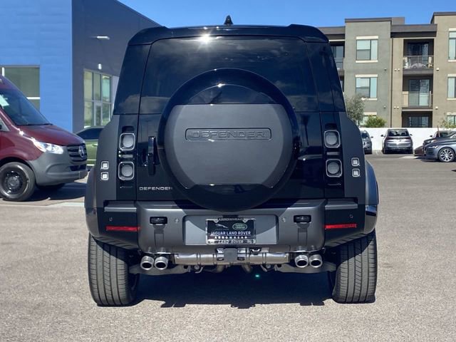 Used 2024 Land Rover Defender 110 Carpathian Edition image 7