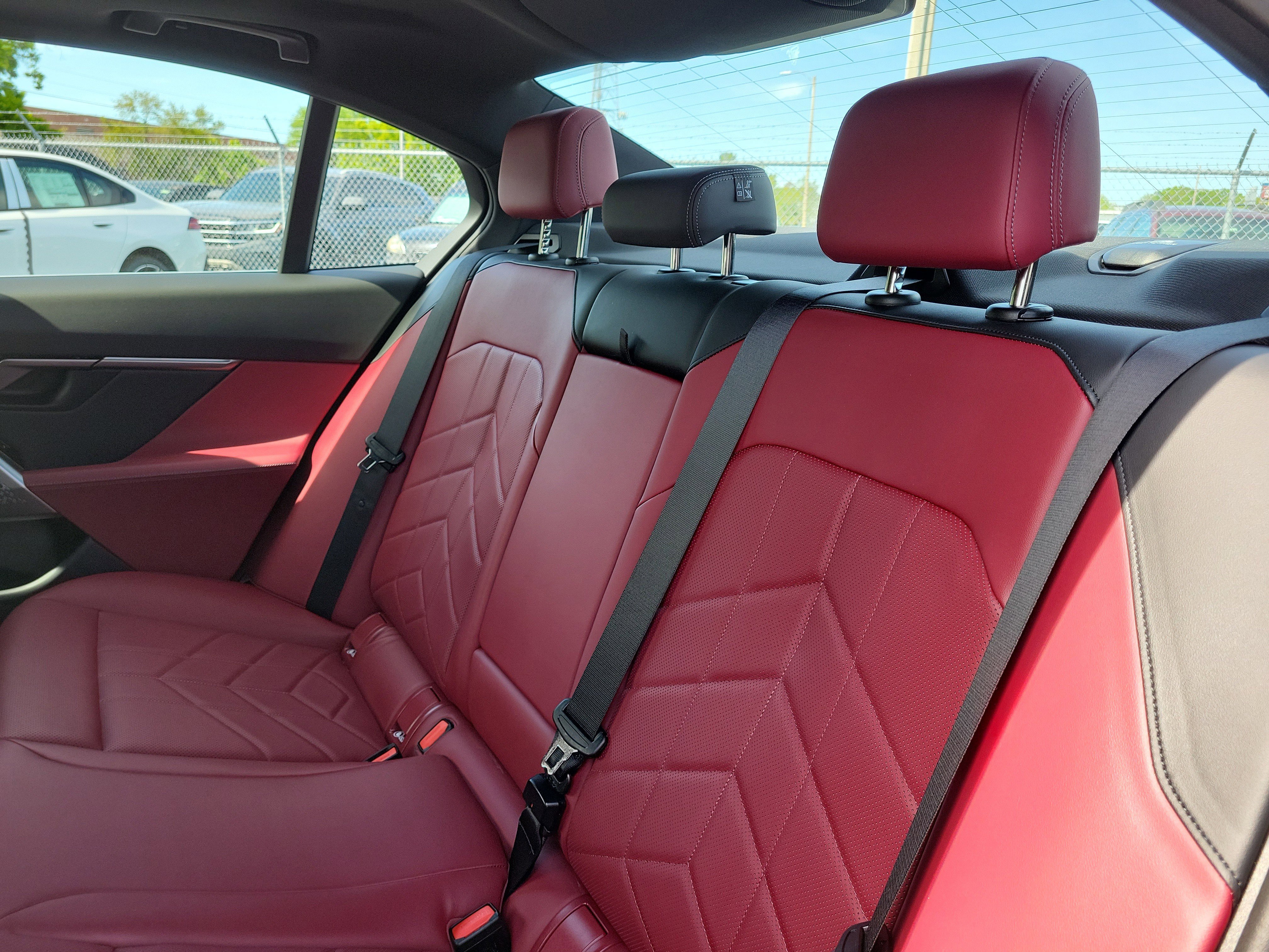 Used 2026 BMW 540i xDrive 540i xDrive image 11