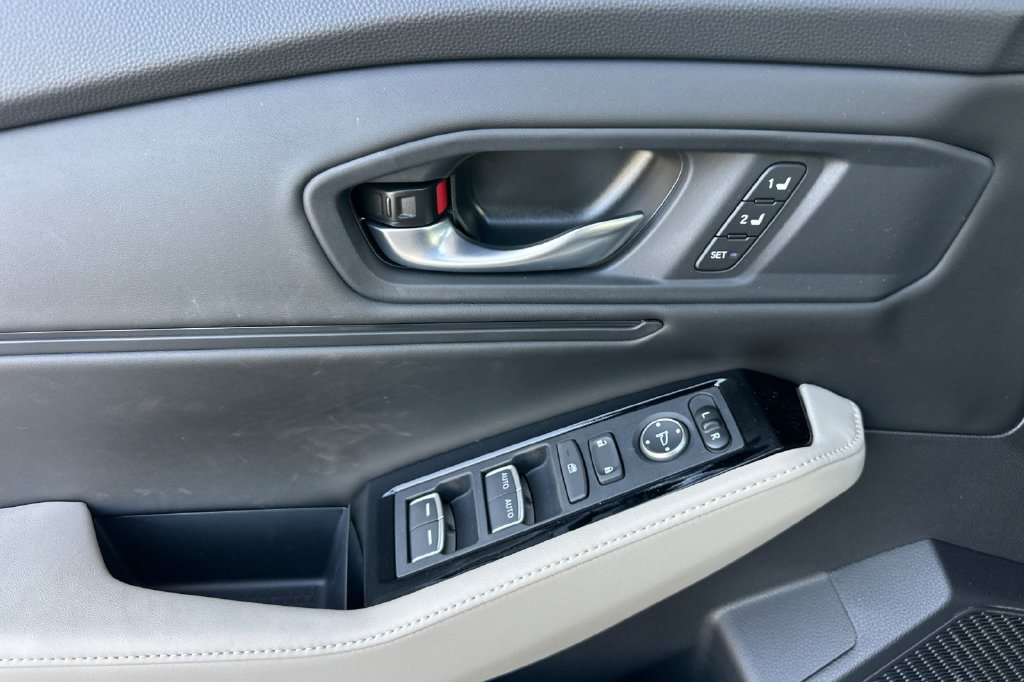 New 2026 Honda Accord Touring image 12