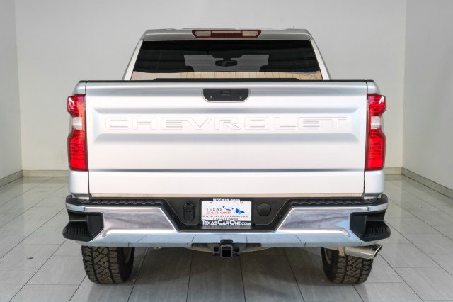 Used 2022 Chevrolet Silverado 1500 LT RWD image 7