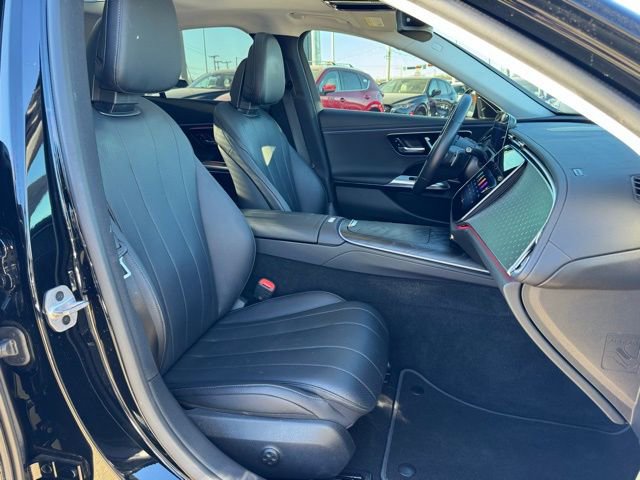Used 2024 Mercedes-Benz E 350 4MATIC Sedan image 25