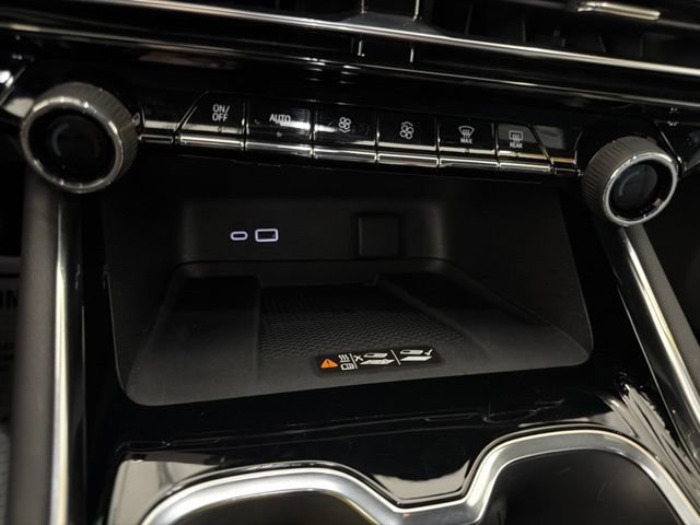 Used 2026 Chevrolet Traverse Z71 AWD/4WD image 26