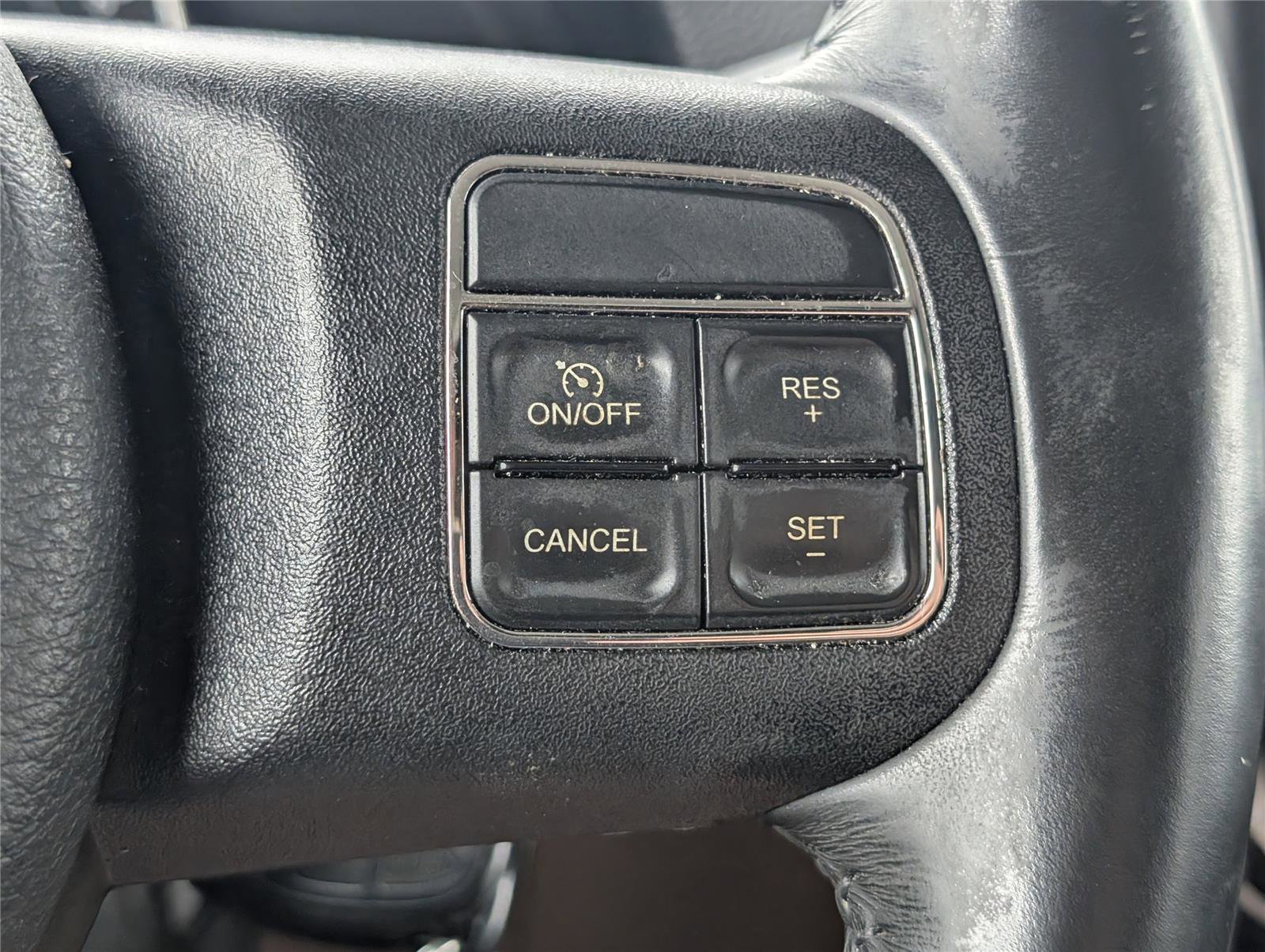 Used 2013 Jeep Wrangler Unlimited Sahara w/ Max Tow Pkg AWD/4WD image 20