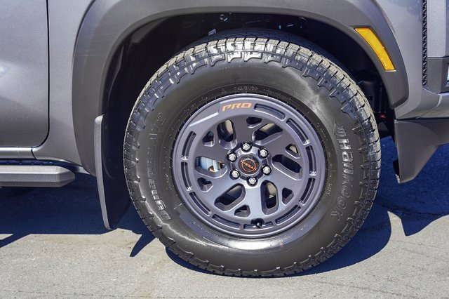 New 2026 Nissan Frontier Pro-X w/ Pro-X Convenience Package image 10