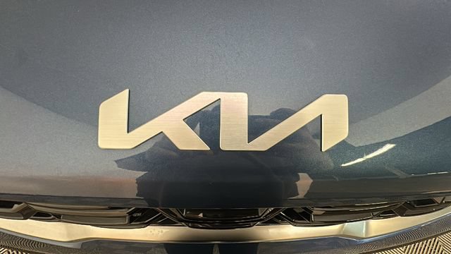Used 2025 Kia Sorento EX AWD/4WD image 8