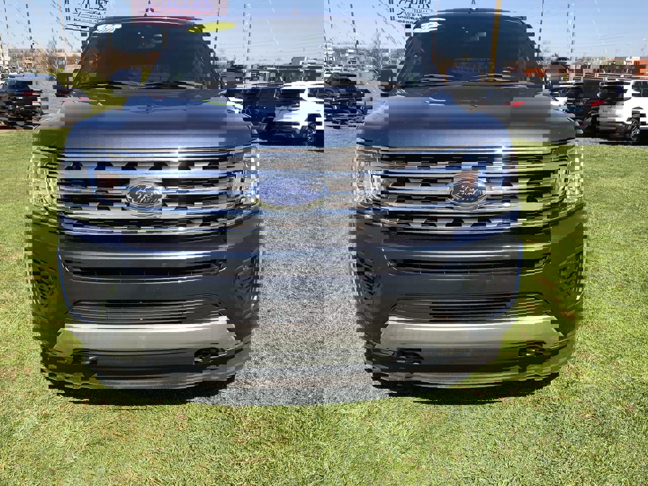 Used 2020 Ford Expedition XLT w/ Equipment Group 202A image 8