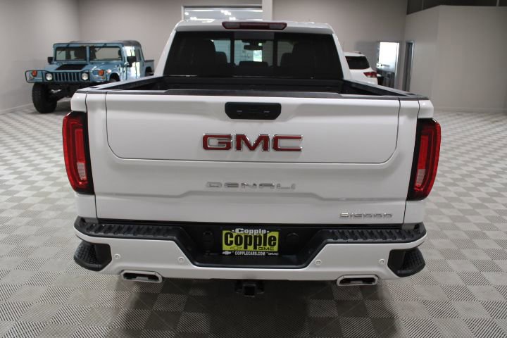Used 2022 GMC Sierra 1500 Denali w/ Driver Alert Package II AWD/4WD image 10