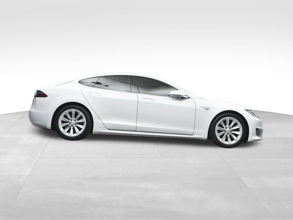 Used 2016 Tesla Model S 60D AWD/4WD image 27