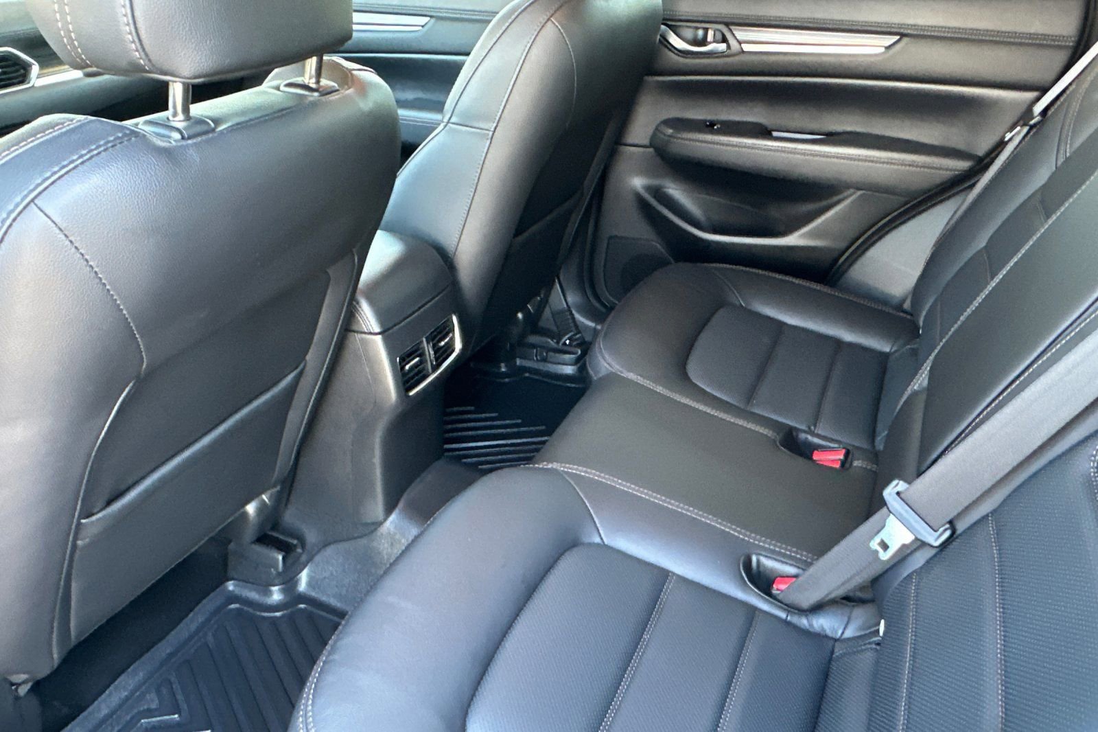 Used 2023 MAZDA CX-5 AWD 2.5 S w/ Premium Plus Pkg image 13